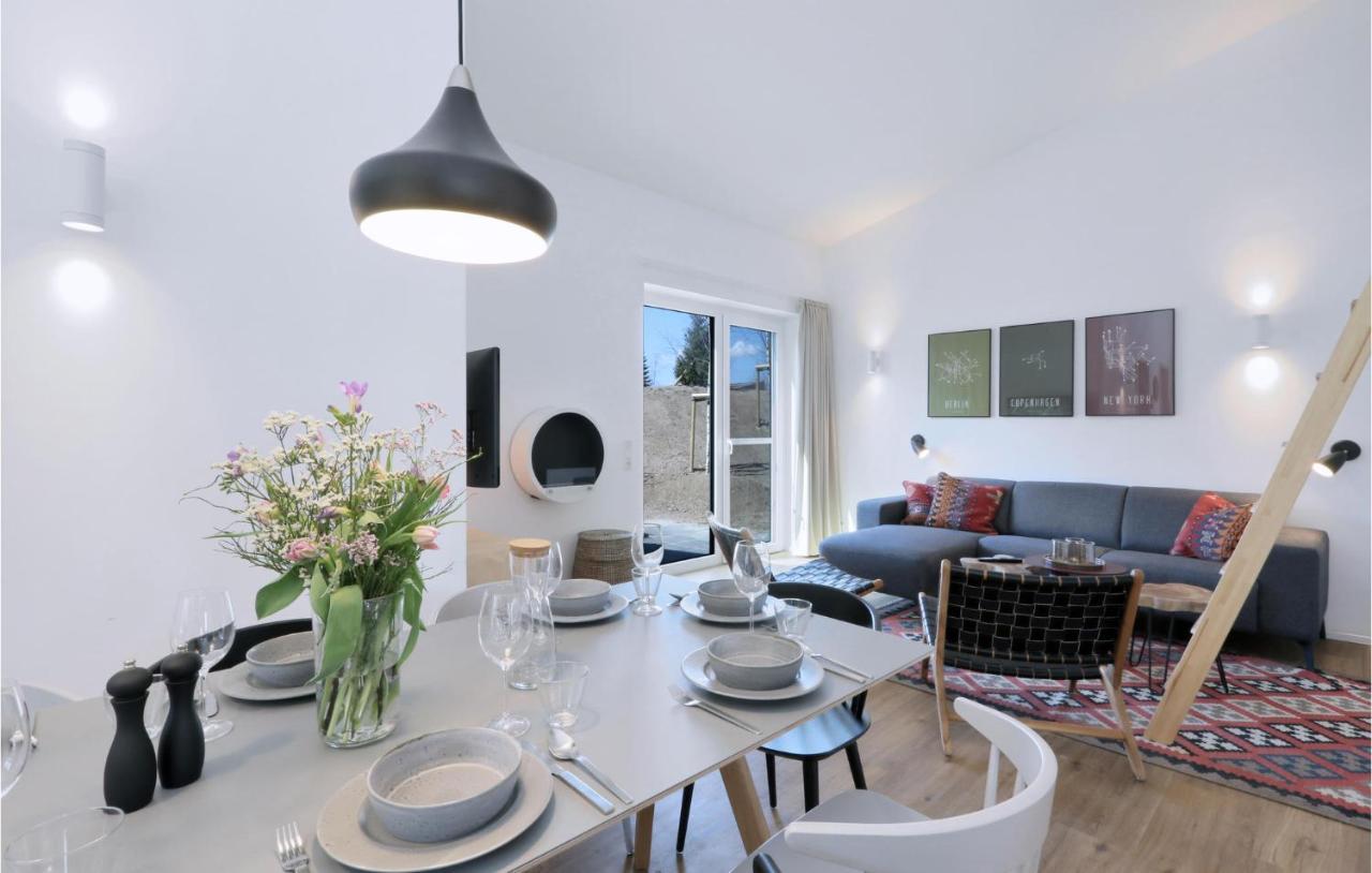 Amazing Home In Lembruch-Duemmer See With Sauna Bagian luar foto