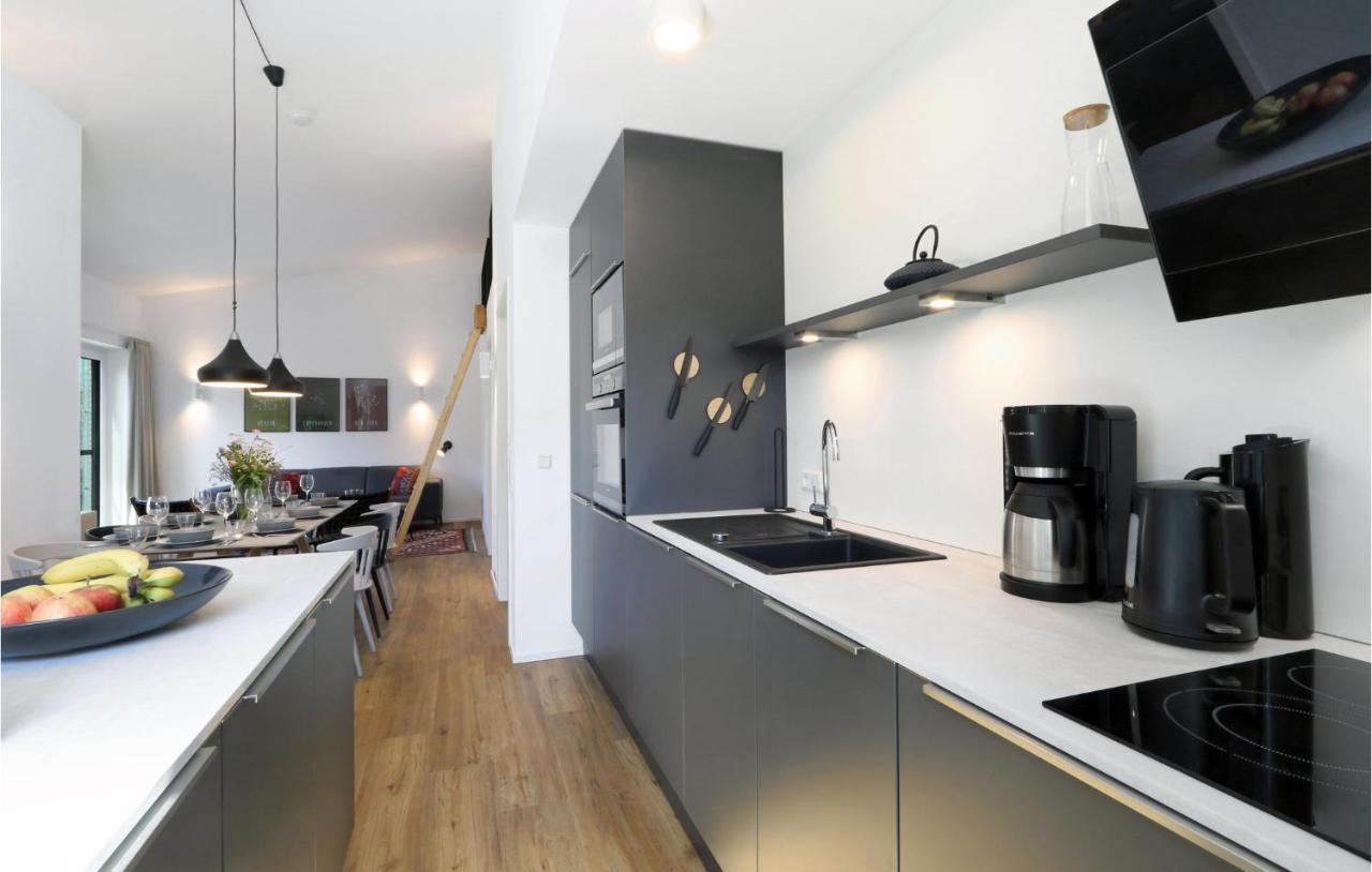 Amazing Home In Lembruch-Duemmer See With Sauna Bagian luar foto